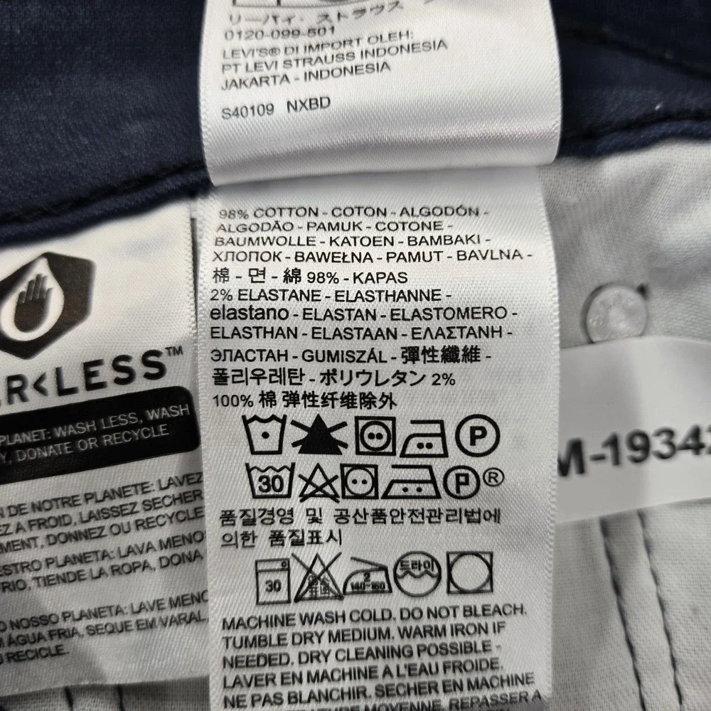 Levi's 541 Men Jeans 31X32 Navy Tapered Athletic Fit Twill 32